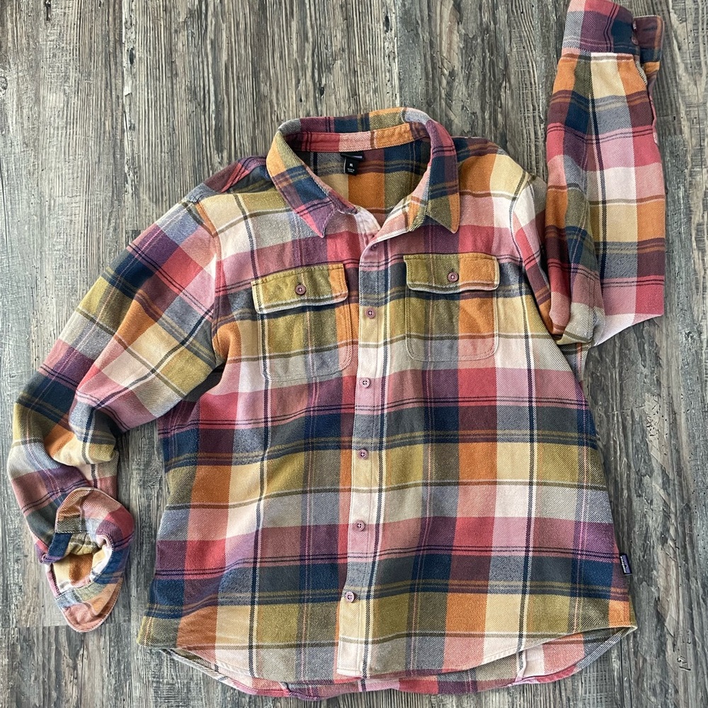 Patagonia Women’s XL Flannel